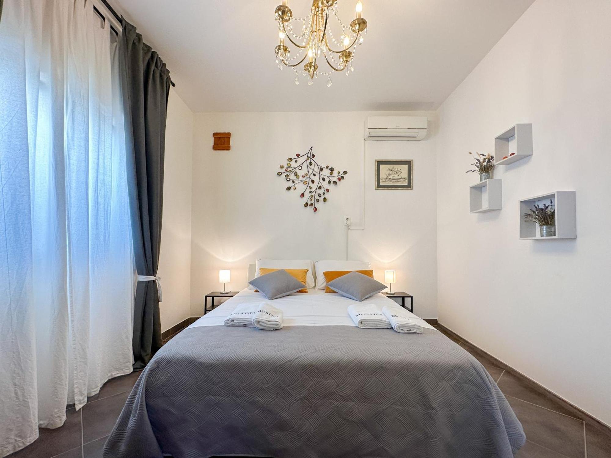 Mustra House Zadar - Private Pool & Sauna Eksteriør bilde